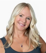 Laura Lindstrom, REALTOR<sup>®</sup>, Personal Real Estate Corporation