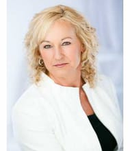 Sandra Benz, REALTOR<sup>®</sup>