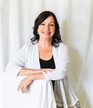 Elizabeth Crawford, REALTOR<sup>®</sup>