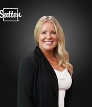 Danielle Dendewich, REALTOR<sup>®</sup>