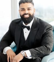 Ashar Siddiqui, REALTOR<sup>®</sup>, Personal Real Estate Corporation