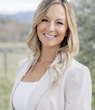 Renee Robinson, REALTOR<sup>®</sup>, Personal Real Estate Corporation