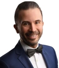 Arash Taheri, REALTOR<sup>®</sup>, Personal Real Estate Corporation