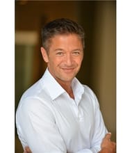 Mike Walton, REALTOR<sup>®</sup>, Personal Real Estate Corporation