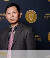 Dean Liu, REALTOR<sup>®</sup>, Personal Real Estate Corporation