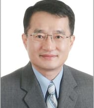 Yun Jung, REALTOR<sup>®</sup>, Personal Real Estate Corporation