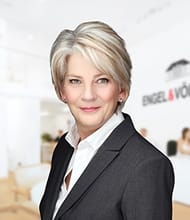 Sue Scott, REALTOR<sup>®</sup>, Personal Real Estate Corporation