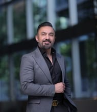 Hooman Sheikhy, REALTOR<sup>®</sup>, Personal Real Estate Corporation