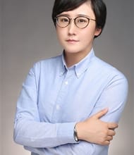 Phoebe Li, REALTOR<sup>®</sup>, Personal Real Estate Corporation