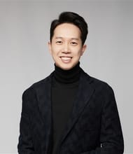 Aaron Weng, REALTOR<sup>®</sup>, Personal Real Estate Corporation