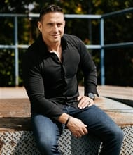 Sean Zubor, REALTOR<sup>®</sup>, Personal Real Estate Corporation