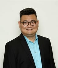 Bob Xin, REALTOR<sup>®</sup>, Personal Real Estate Corporation