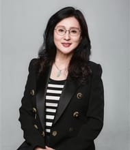 Flora Yang, REALTOR<sup>®</sup>, Personal Real Estate Corporation