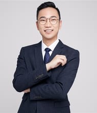 Roger Luo, REALTOR<sup>®</sup>, Personal Real Estate Corporation