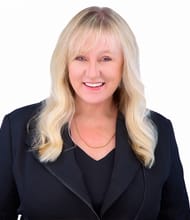 Adrienne Hewett, REALTOR<sup>®</sup>