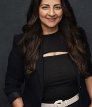 Mona Rakkar, REALTOR<sup>®</sup>, Personal Real Estate Corporation