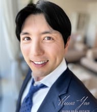 Huna Yoo, REALTOR<sup>®</sup>, Personal Real Estate Corporation