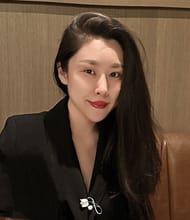 Vivian Yanhong Liu, REALTOR<sup>®</sup>, Personal Real Estate Corporation