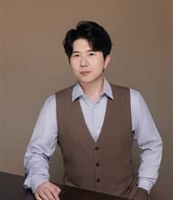 Wade Lin, REALTOR<sup>®</sup>, Personal Real Estate Corporation
