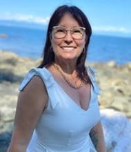 Andrea Paris, REALTOR<sup>®</sup>
