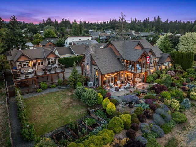 House for sale in Royston, 3943-3941 Marine Dr, 1007189 | Realtylink.org