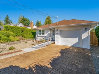 House for sale in Qualicum Beach, 219 Sixth W Ave, 1009337 | Realtylink.org