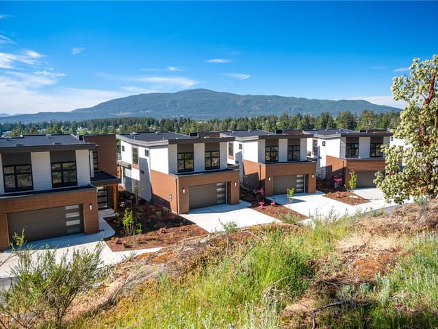 House for sale in Nanaimo, 102 1220 Manzanita Pl, 1013828 | Realtylink.org