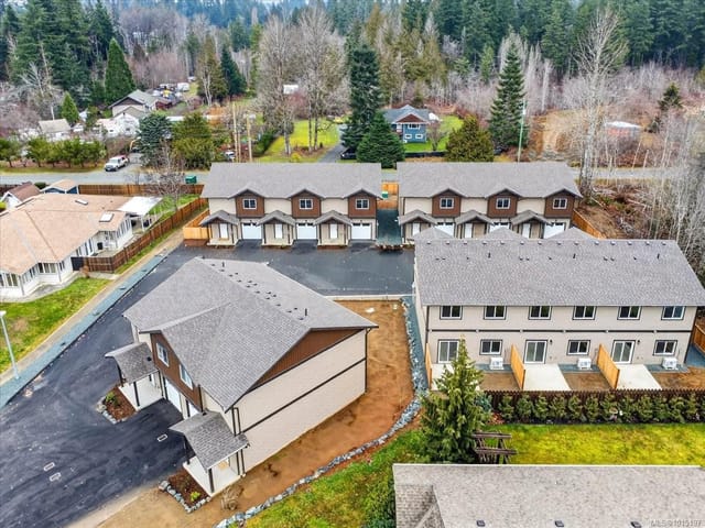 Townhouse for sale in Port Alberni, 106 5535 Woodland E Cres, 1015197 | Realtylink.org