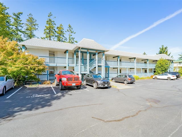 Apartment for sale in Nanaimo, 202 3089 Barons Rd, 1017579 | Realtylink.org