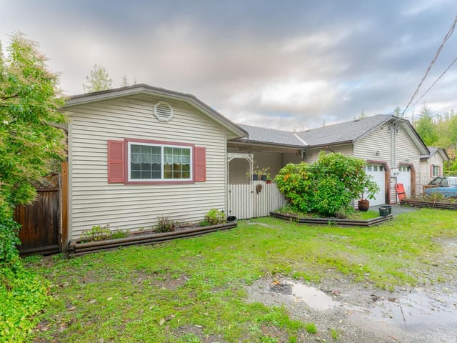 1/2 Duplex for sale in Bamfield, A 280 Binnacle Rd, 1018649 | Realtylink.org