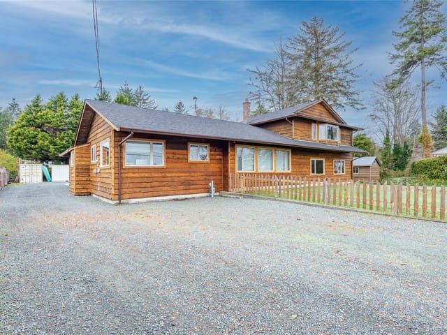 House for sale in Campbell River, 3910 Island S Hwy, 1018737 | Realtylink.org