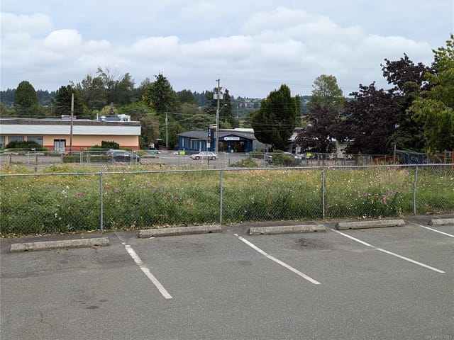 Commercial property for sale in Courtenay, 310 11th St, 1021111 | Realtylink.org