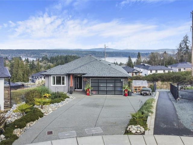 House for sale in Ladysmith, 643 John Wilson Pl, 1021193 | Realtylink.org