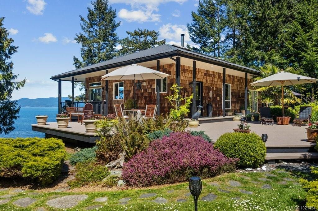 House for sale in Lasqueti Island, 777 Mine Rd, 1021434 | Realtylink.org