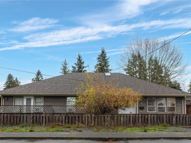 Duplex for sale in Courtenay, 1126 18th St, 1021614 | Realtylink.org