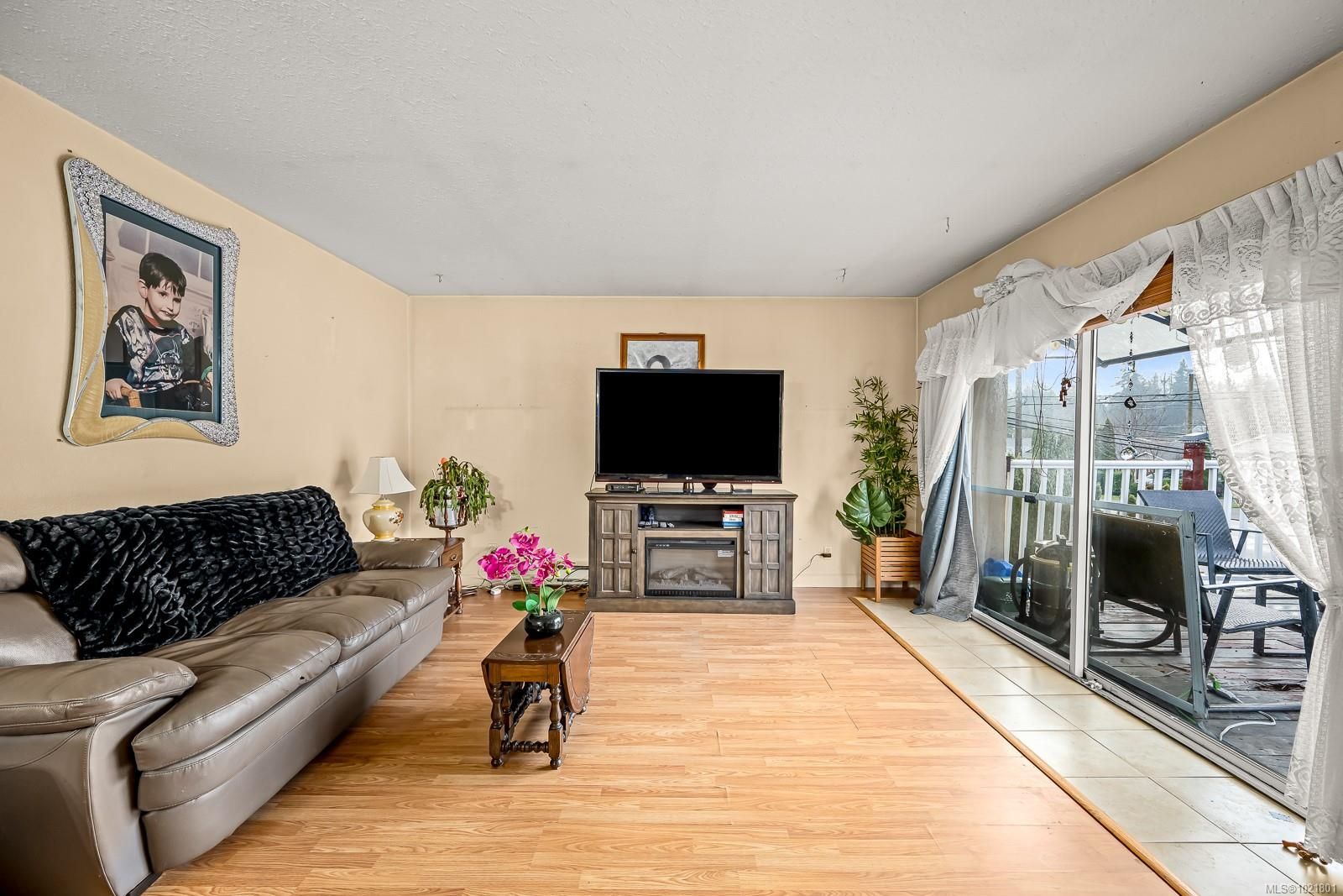 1/2 Duplex for sale in Courtenay, 2316b Willemar Ave, 1021801 | Realtylink.org