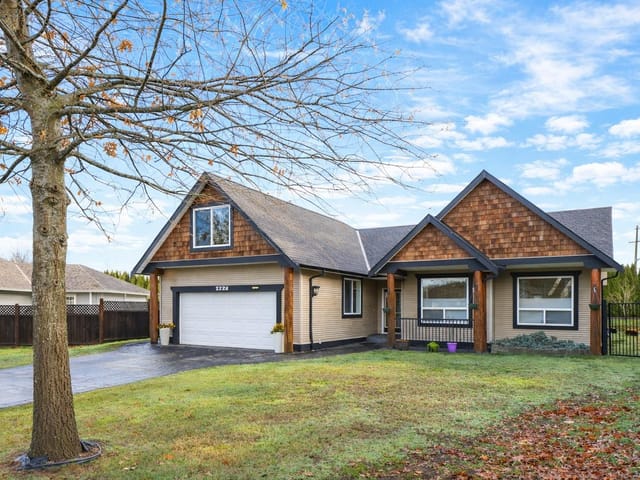 House for sale in Courtenay, 2228 Swallow Cres, 1021842 | Realtylink.org