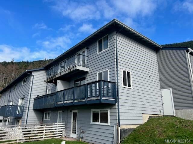 Townhouse for sale in Port Alice, 101 McKay Cres, 1022134 | Realtylink.org