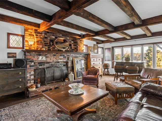 House for sale in Nanaimo, 618 Beach Dr, 1022415 | Realtylink.org