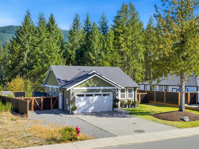 House for sale in Lake Cowichan, 129 Edgewood Dr, 1022431 | Realtylink.org