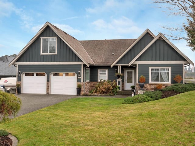 House for sale in Campbell River, 2825 Denman St, 1022507 | Realtylink.org