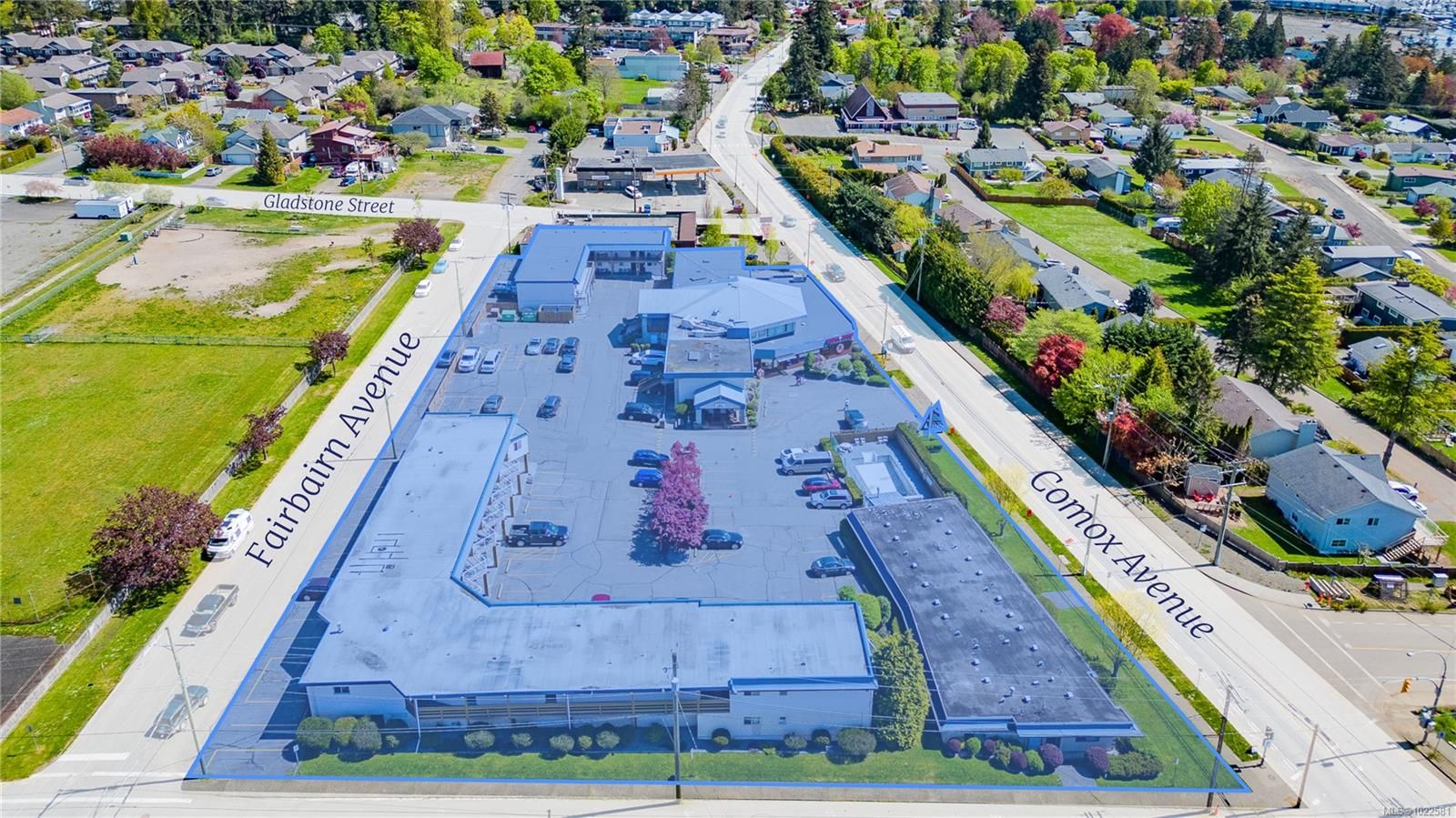Commercial property for sale in Comox, 2082 Comox Ave, 1022581 | Realtylink.org