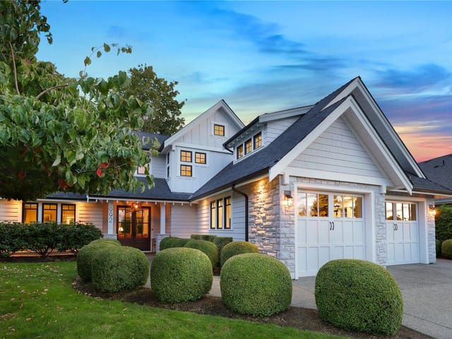 House for sale in Qualicum Beach, 992 Bluffs Dr, 1022590 | Realtylink.org