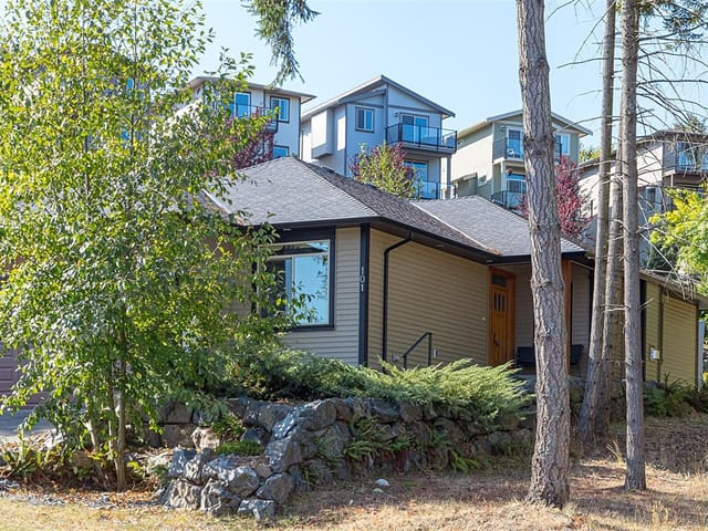 House for sale in Nanaimo, 101 Royal Oak Pl, 1022603 | Realtylink.org