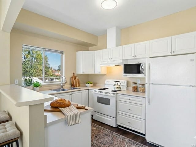 Apartment for sale in Parksville, 207 125 McCarter St, 1022758 | Realtylink.org