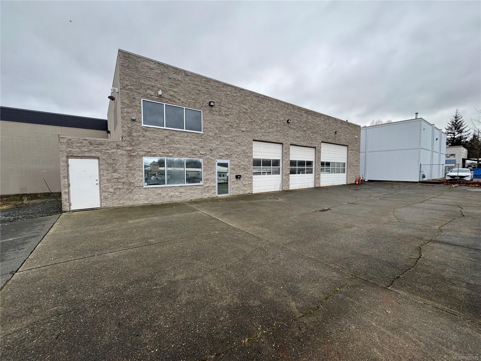 Commercial property for lease in Campbell River, 930 Ironwood St, 1022975 | Realtylink.org