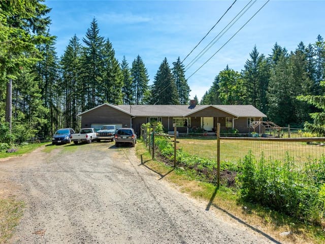 House for sale in Black Creek, 8598 Island N Hwy, 1023207 | Realtylink.org