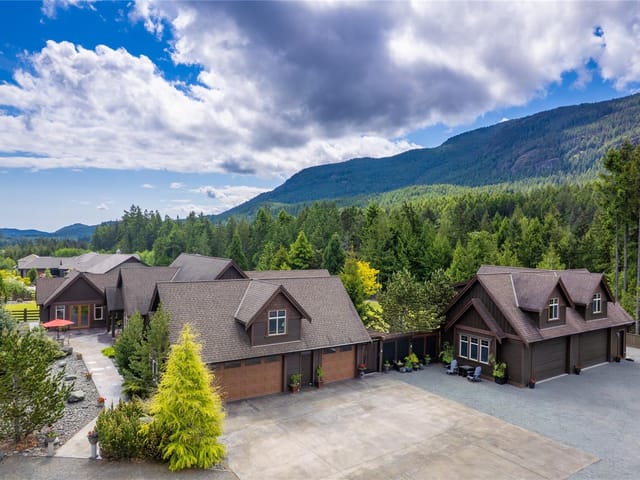 House for sale in Nanaimo, 3237 Ridgeview Pl, 1023608 | Realtylink.org