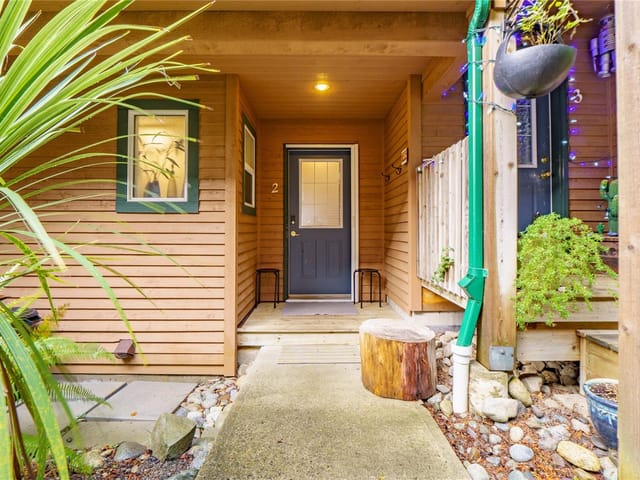 Townhouse for sale in Ucluelet, 2 1553 Larch Rd, 1023725 | Realtylink.org