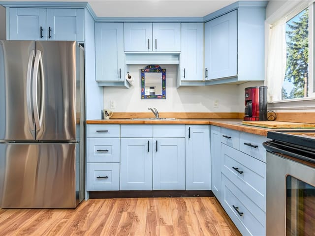 Manufactured Home for sale in Comox, 18 3216 Back Rd, 1023936 | Realtylink.org